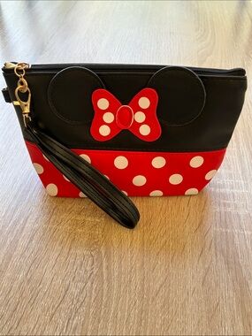 Black & Red Polka Dot Minnie-Inspired Cosmetic Wristlet